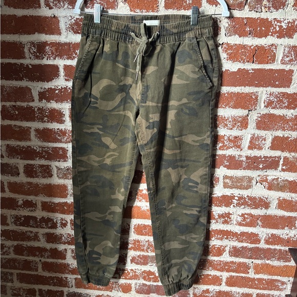 Rag Supply High Rise Camo Joggers - Picture 4 of 6